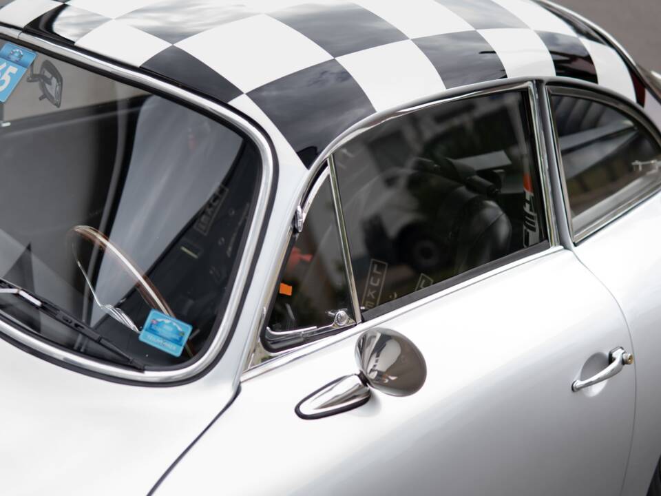 Afbeelding 36/41 van Porsche 356 C 1600 (1964)