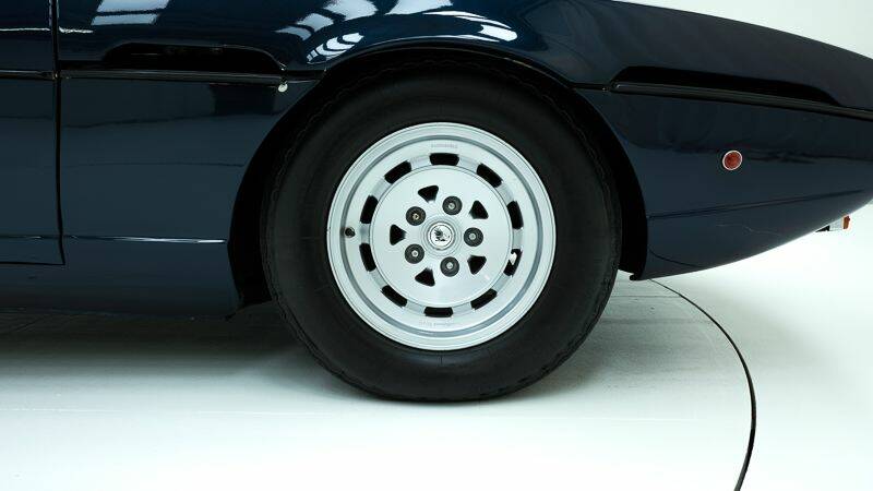 Image 10/15 of Lamborghini Espada (1972)