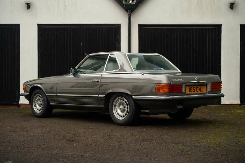 Image 4/50 of Mercedes-Benz 280 SL (1985)