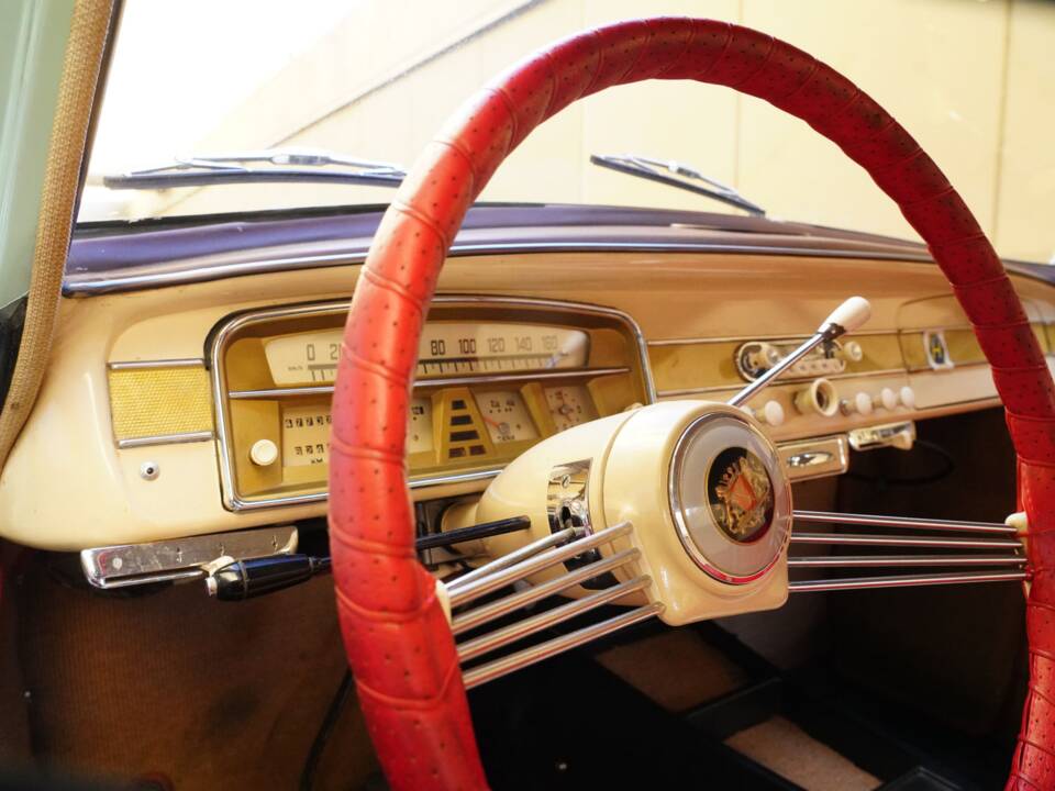 Image 16/83 of Borgward Isabella (1959)