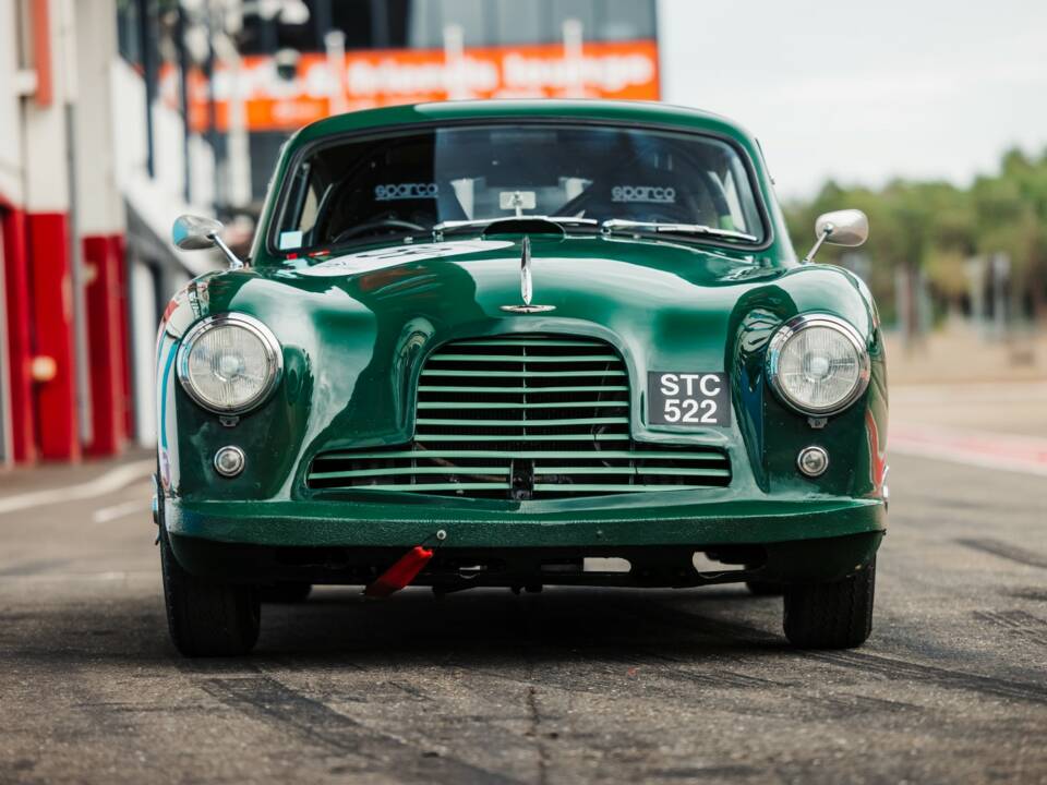Bild 7/20 von Aston Martin DB 2&#x2F;4 Mk I (1954)