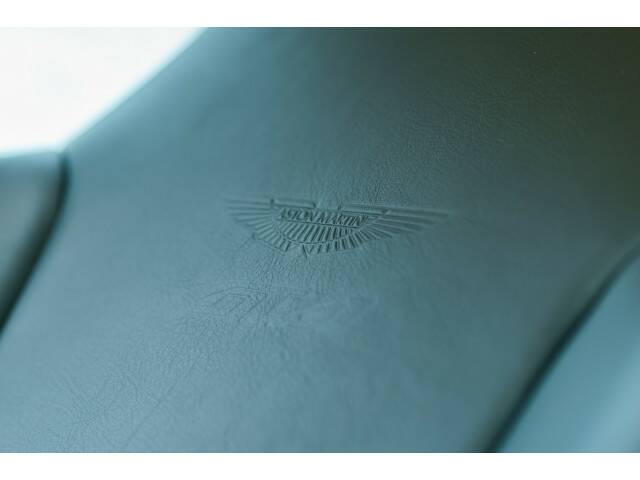 Image 41/43 of Aston Martin DB 7 GTA (2003)