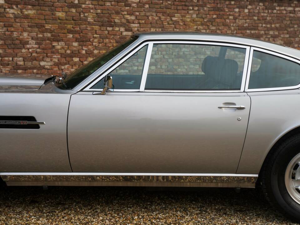 Afbeelding 12/50 van Aston Martin V8 (1974)