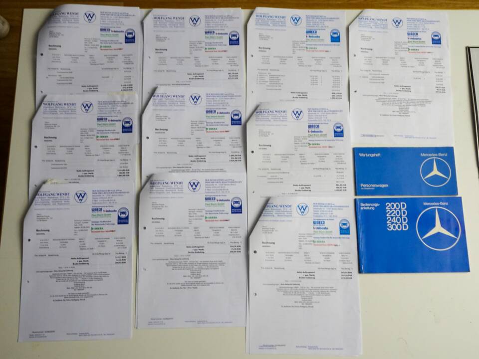 Image 54/139 of Mercedes-Benz 240 D (1978)