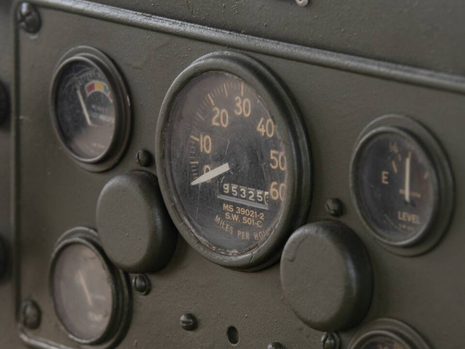 Bild 49/50 von Willys-Overland MC / M-38 (1961)