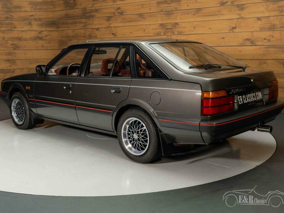 Immagine 7/20 di Mazda 626 2,0 GLX (1987)