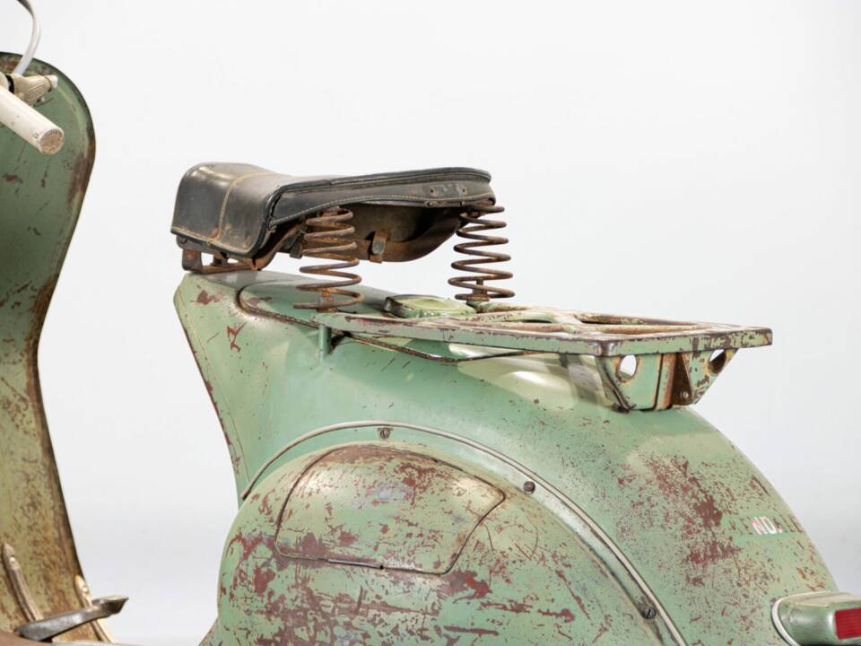 Image 20/50 of Piaggio DUMMY (1953)