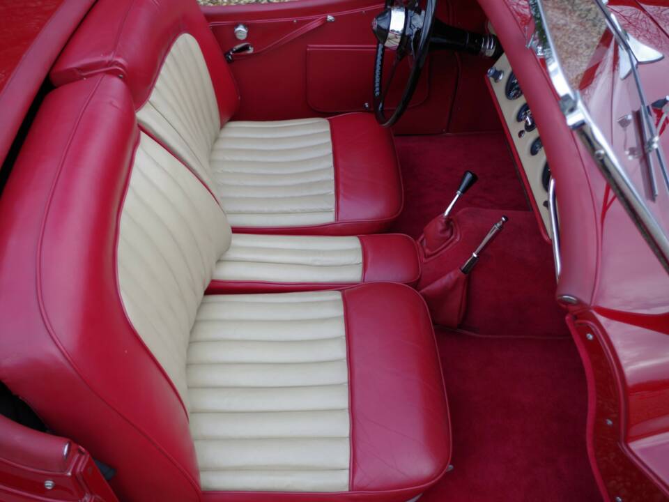 Image 20/50 of Jaguar XK 120 OTS (Alloy) (1949)