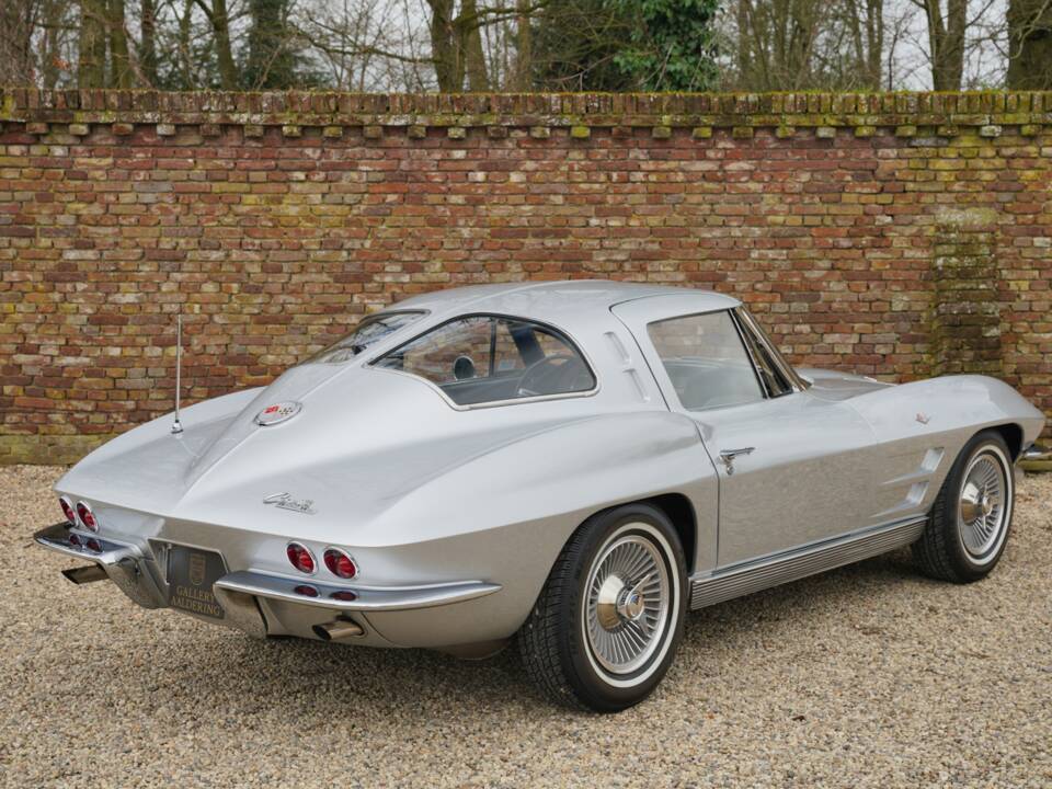 Image 29/50 of Chevrolet Corvette Sting Ray (1963)