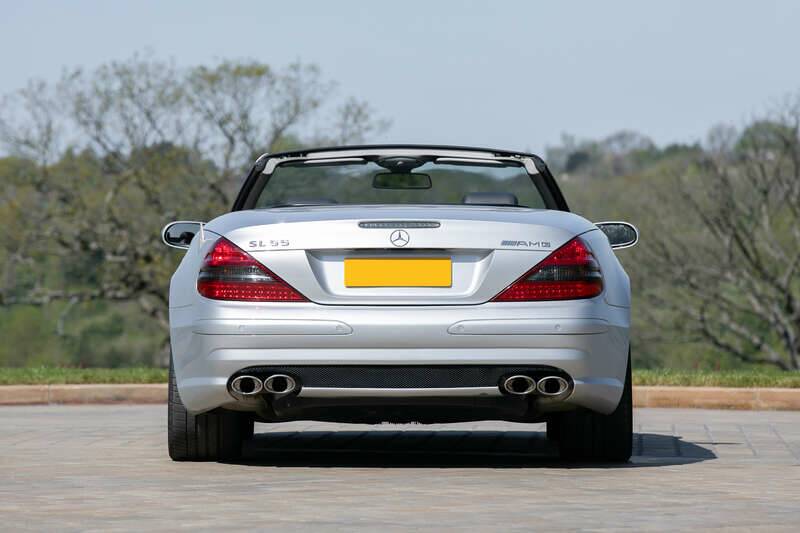 Image 7/40 de Mercedes-Benz SL 55 AMG (2007)