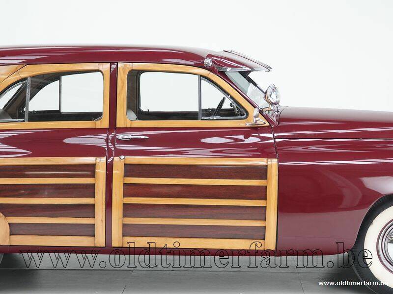 Image 13/15 of Packard Eight Station Sedan (1947)