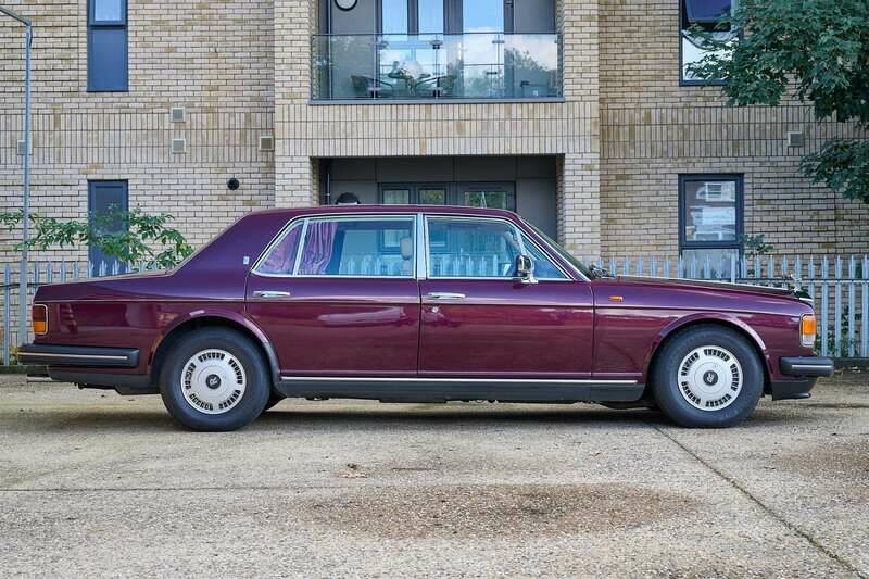 Afbeelding 4/40 van Rolls-Royce Flying Spur (1900)