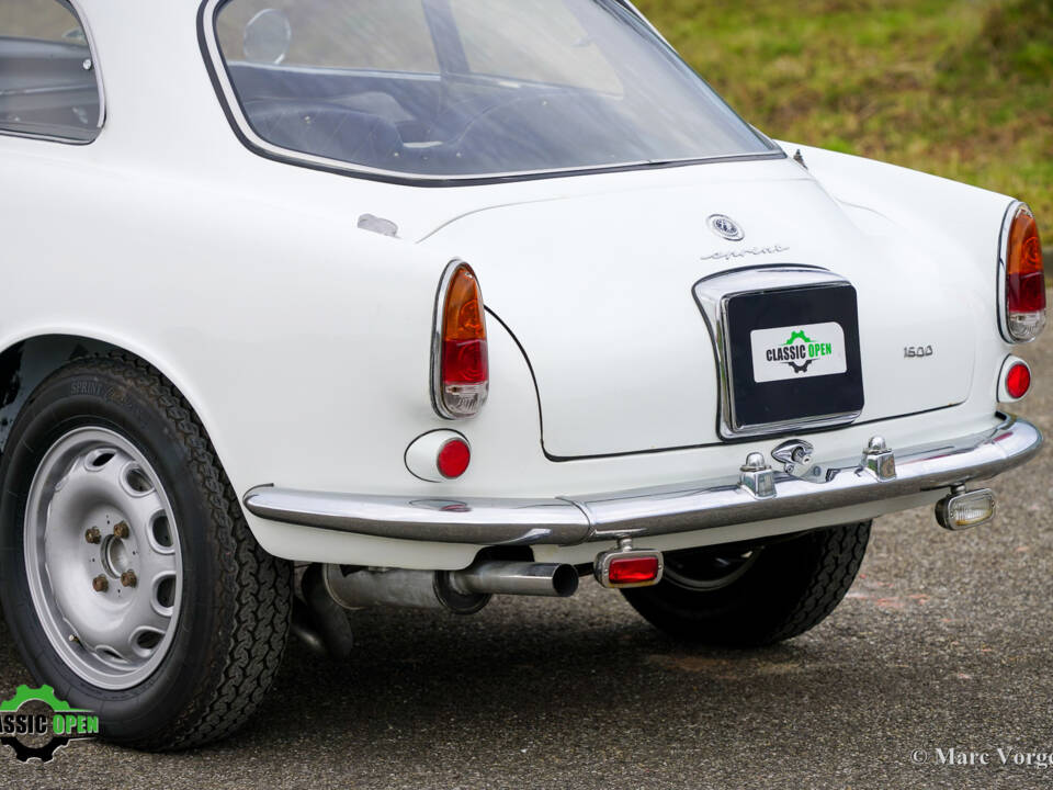 Image 38/48 of Alfa Romeo Giulia 1600 Sprint (1963)