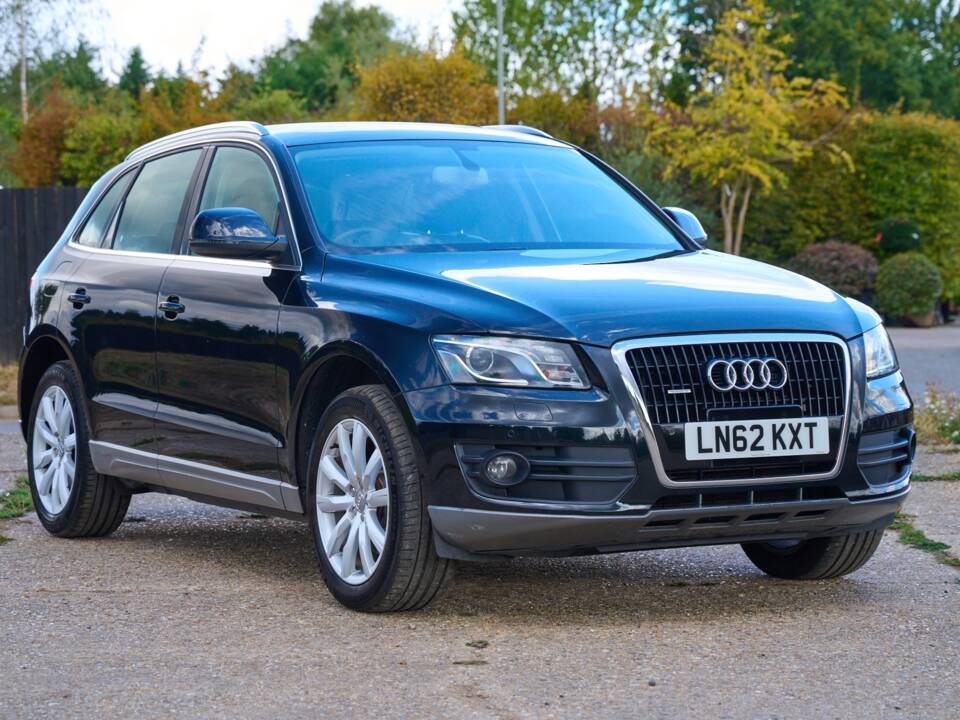 Bild 1/50 von Audi Q5 3.2 FSI (2013)