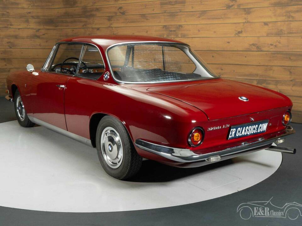 Image 15/19 de BMW 3200 CS (1965)