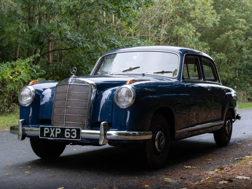 Imagen 3/17 de Mercedes-Benz 219 (1956)