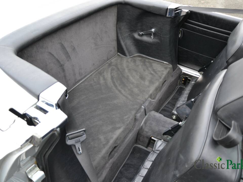 Image 44/50 of Mercedes-Benz 300 SL (1986)