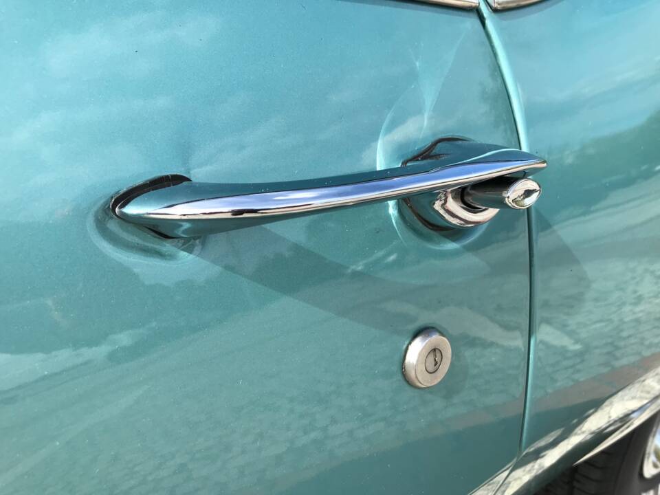 Immagine 19/84 di Chevrolet Camaro Convertible (1968)