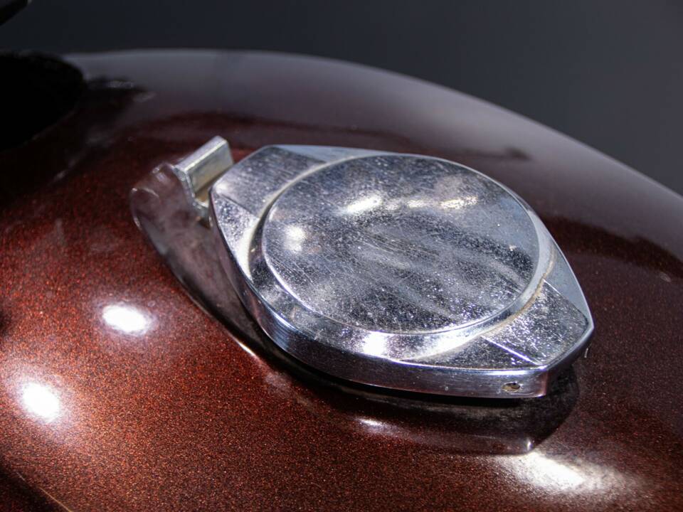 Image 34/50 of Kawasaki DUMMY (1975)