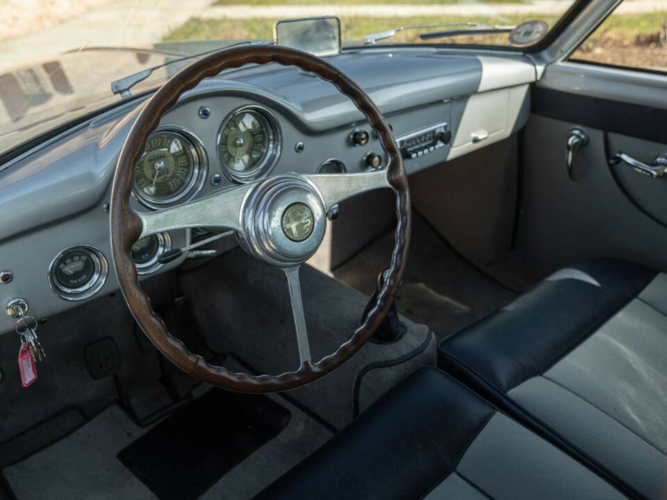 Image 46/50 of Alfa Romeo 1900 C Super Sprint Touring (1955)