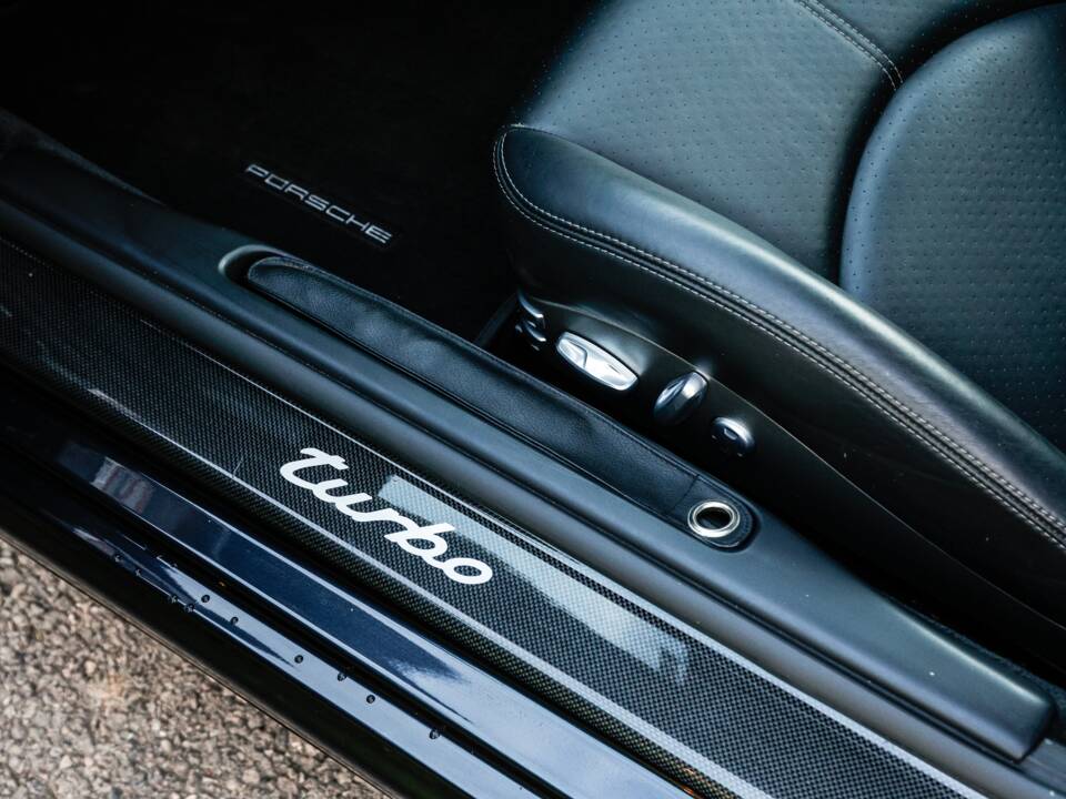 Bild 25/37 von Porsche 911 Turbo (2007)