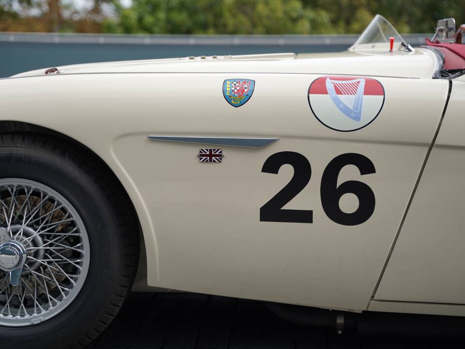 Image 32/50 of Austin-Healey 100&#x2F;6 (BN6) (1958)