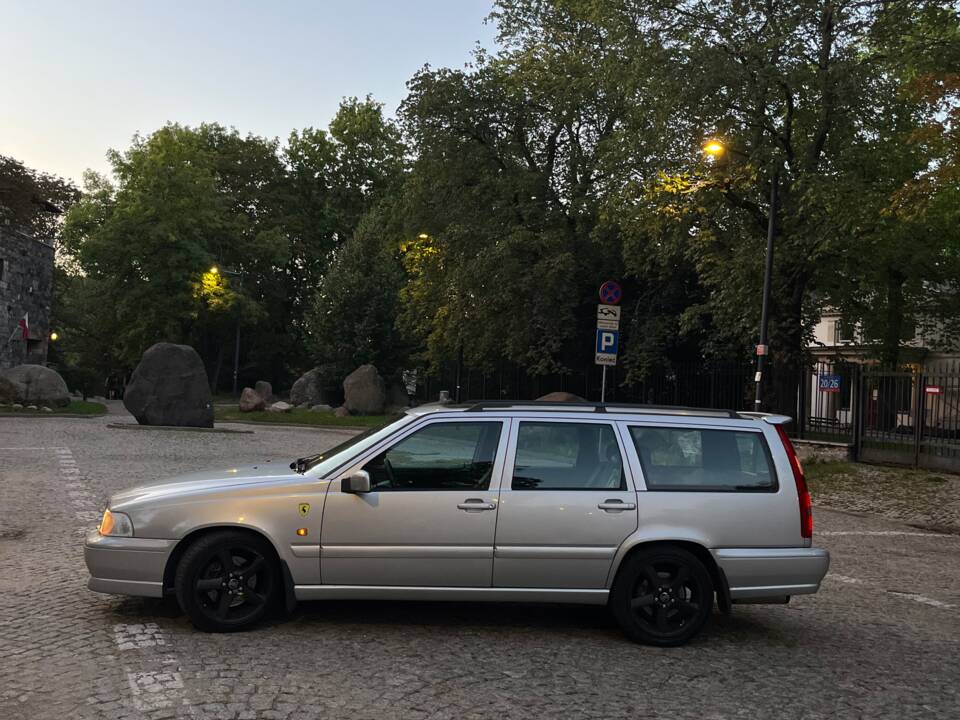 Bild 20/34 von Volvo V70 R AWD (1998)