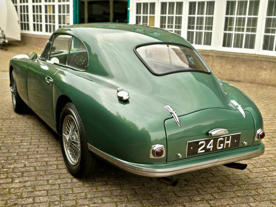 Image 8/18 of Aston Martin DB 2 (1953)