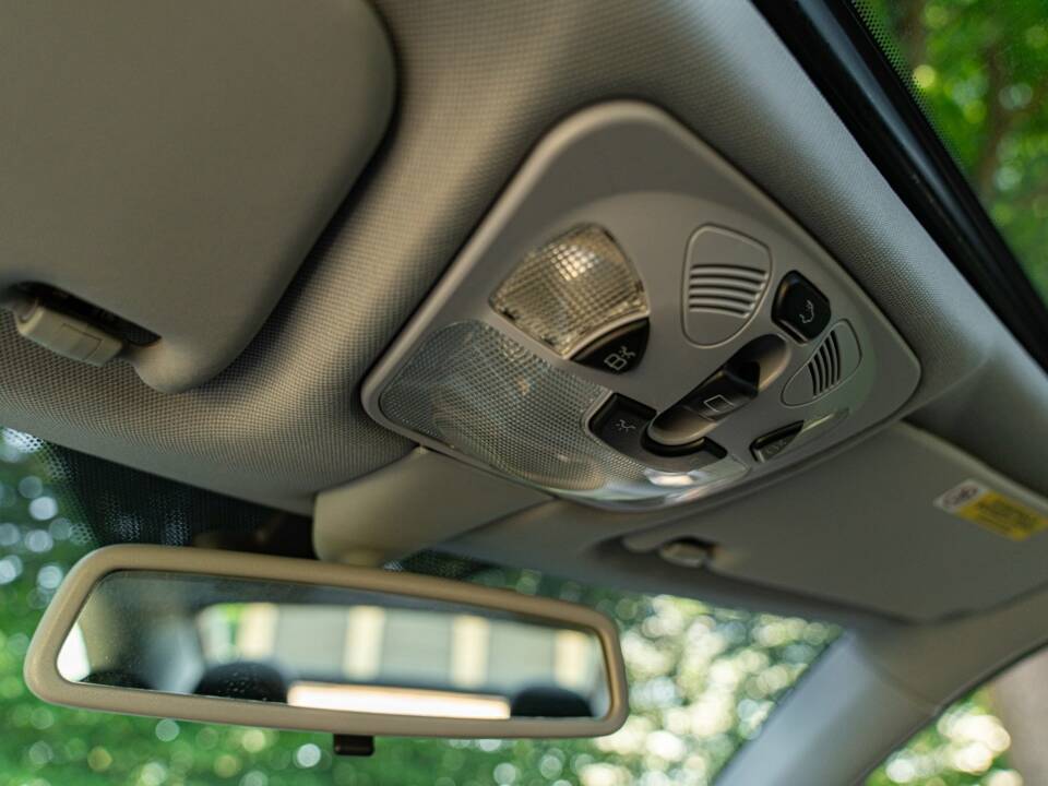 Image 39/50 of Mercedes-Benz C 320 Sportcoupé (2003)