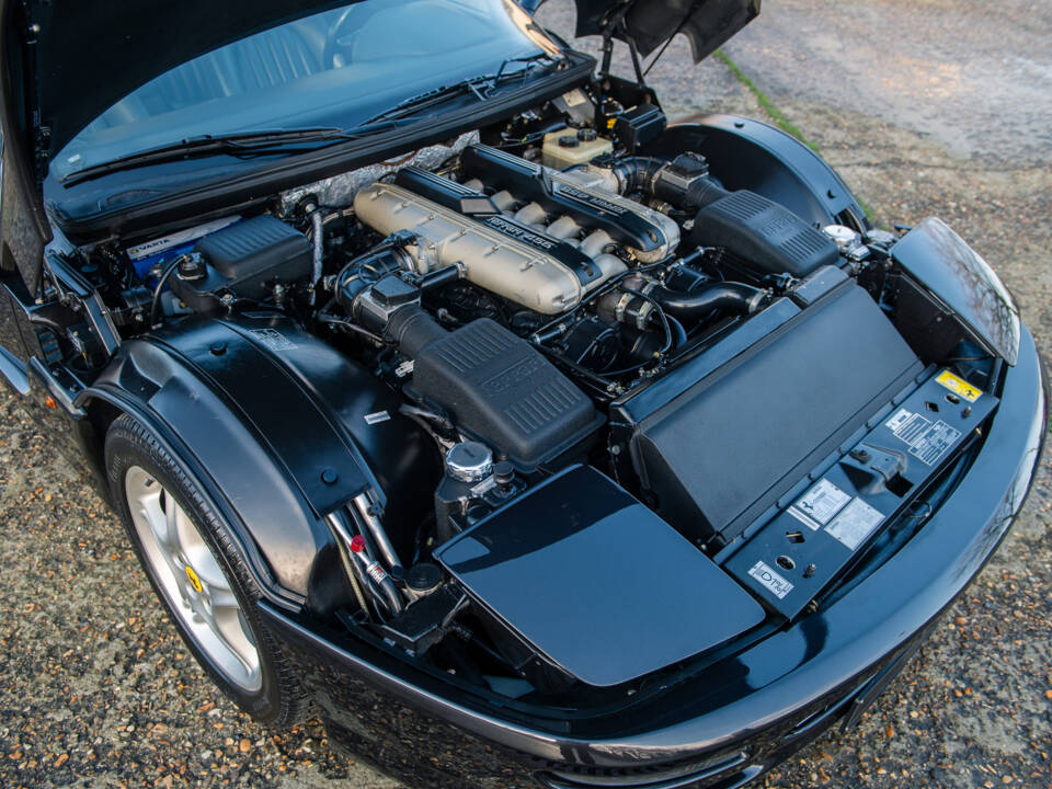 Image 18/19 of Ferrari 456 GT (1995)