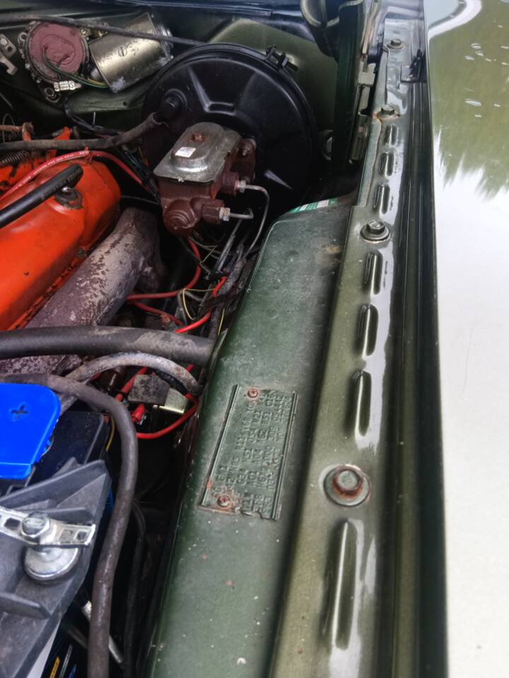 Image 18/27 of Dodge Challenger R/T (1970)