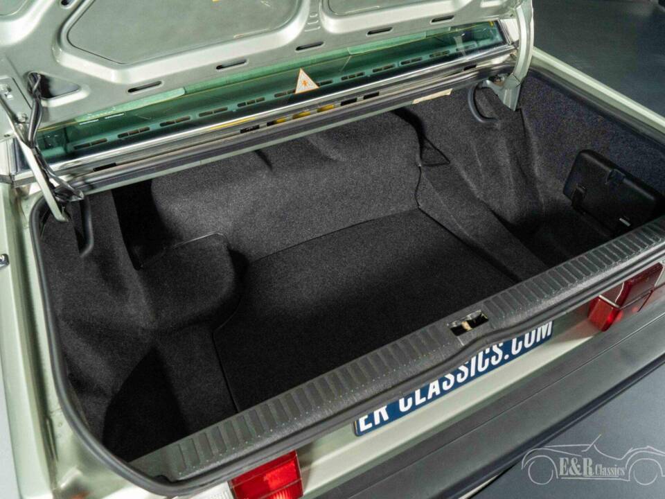 Image 19/19 of Volvo 760 GLE (1983)
