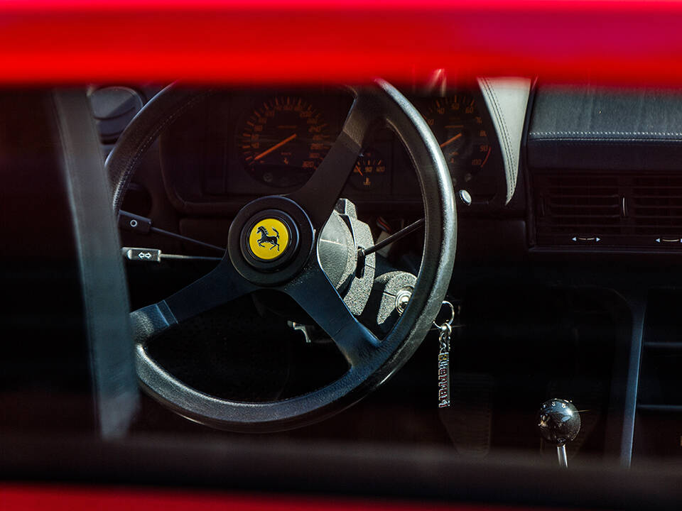 Image 2/43 of Ferrari Testarossa (1986)