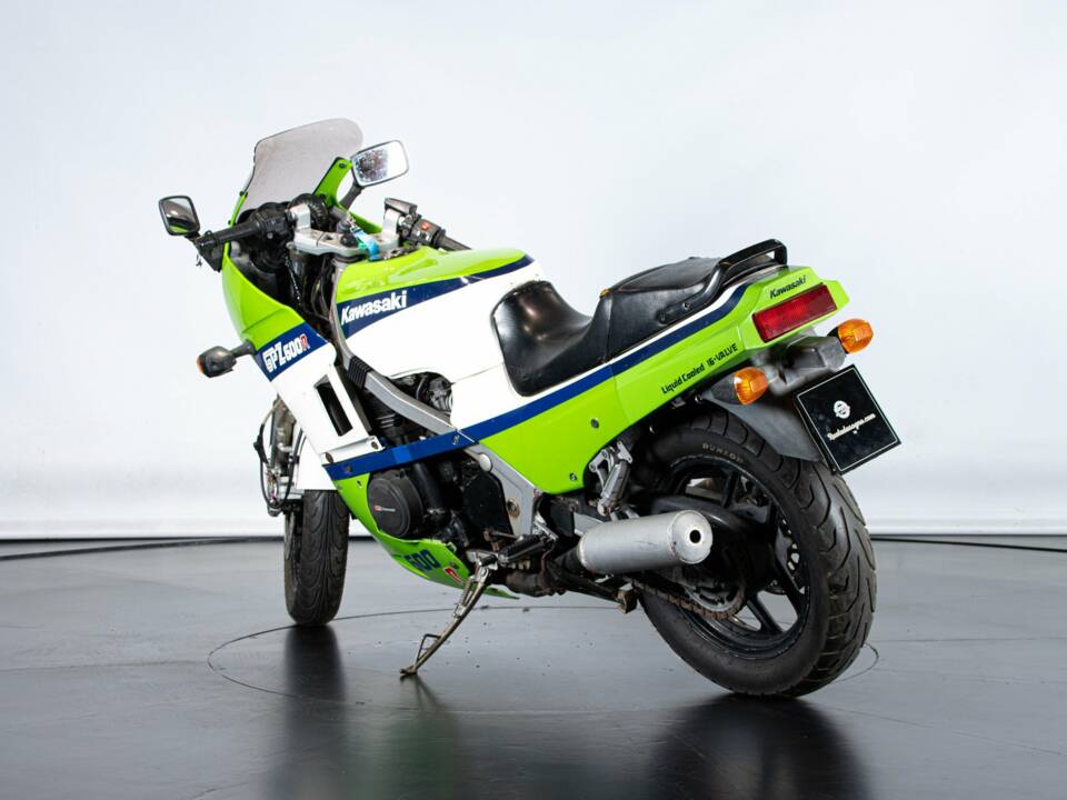 Image 8/36 of Kawasaki GPZ 600 R (1985)