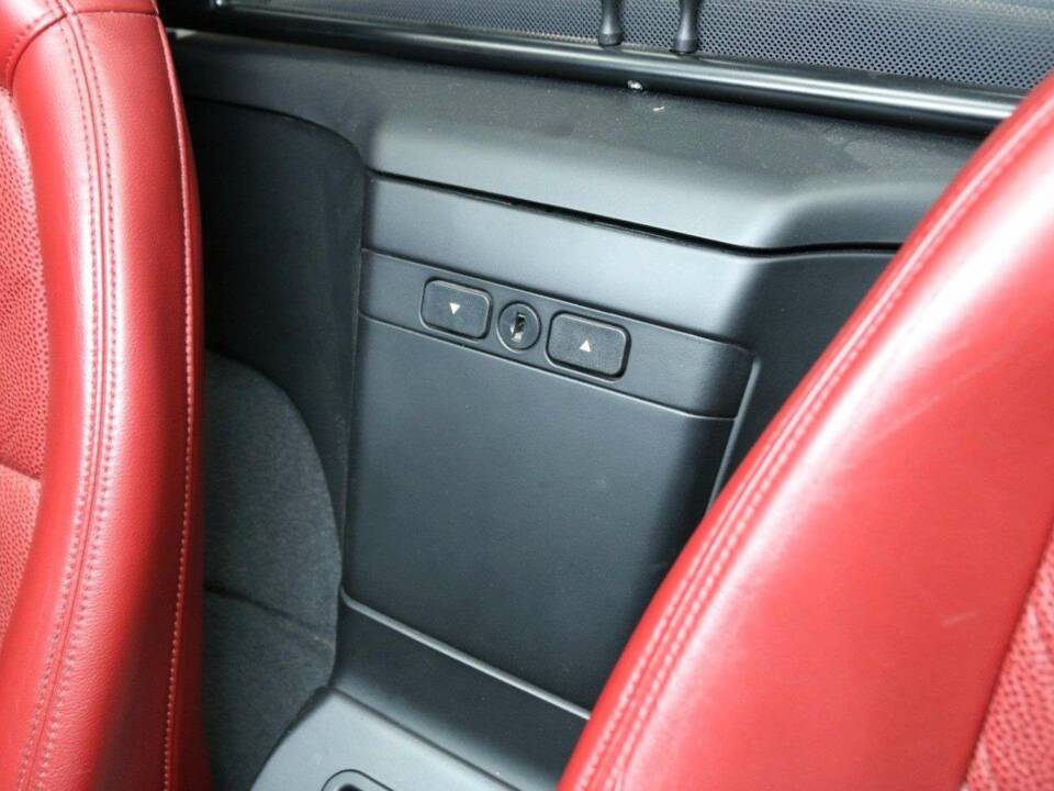 Bild 18/30 von BMW Z3 2.8 (1997)