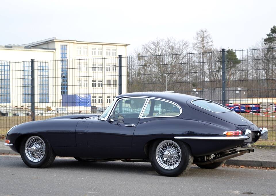 Afbeelding 5/32 van Jaguar E-Type 4.2 (1967)