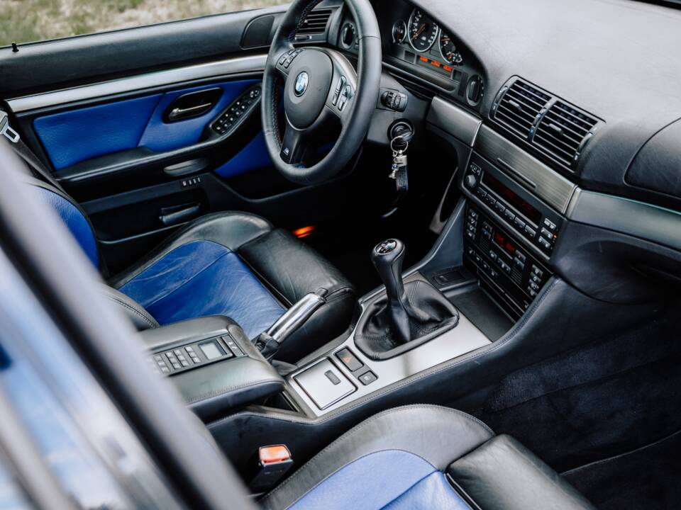 Image 7/9 de BMW M5 (1999)