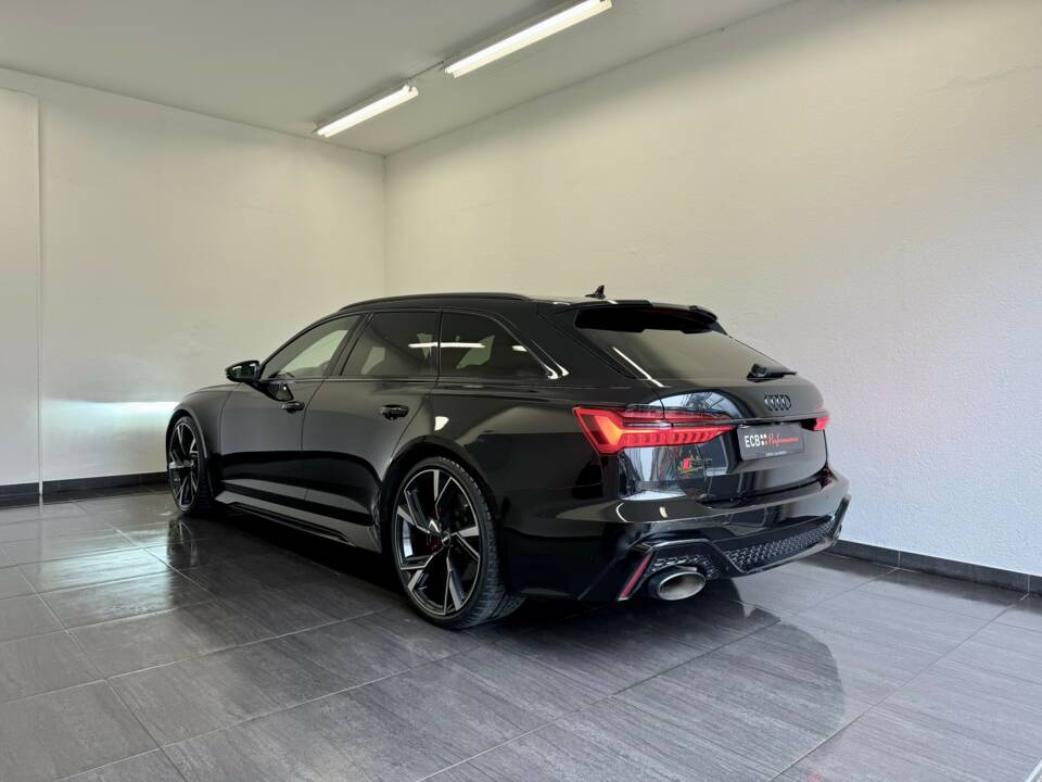 Image 10/28 de Audi RS6 Avant (2019)