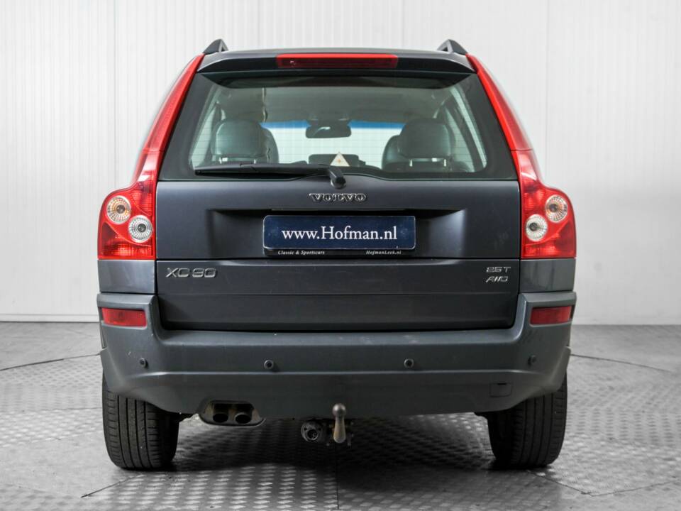 Image 11/43 of Volvo XC90 2.5T (2005)