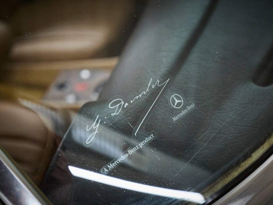 Image 33/89 of Mercedes-Benz 560 SL (1986)