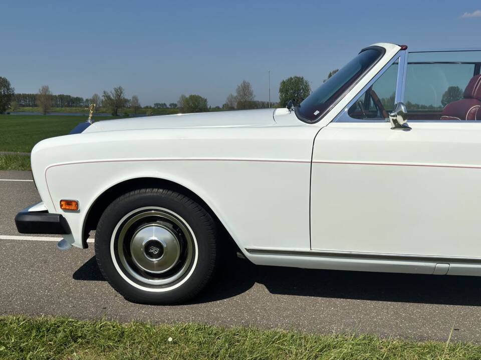 Imagen 7/8 de Rolls-Royce Corniche I (1975)