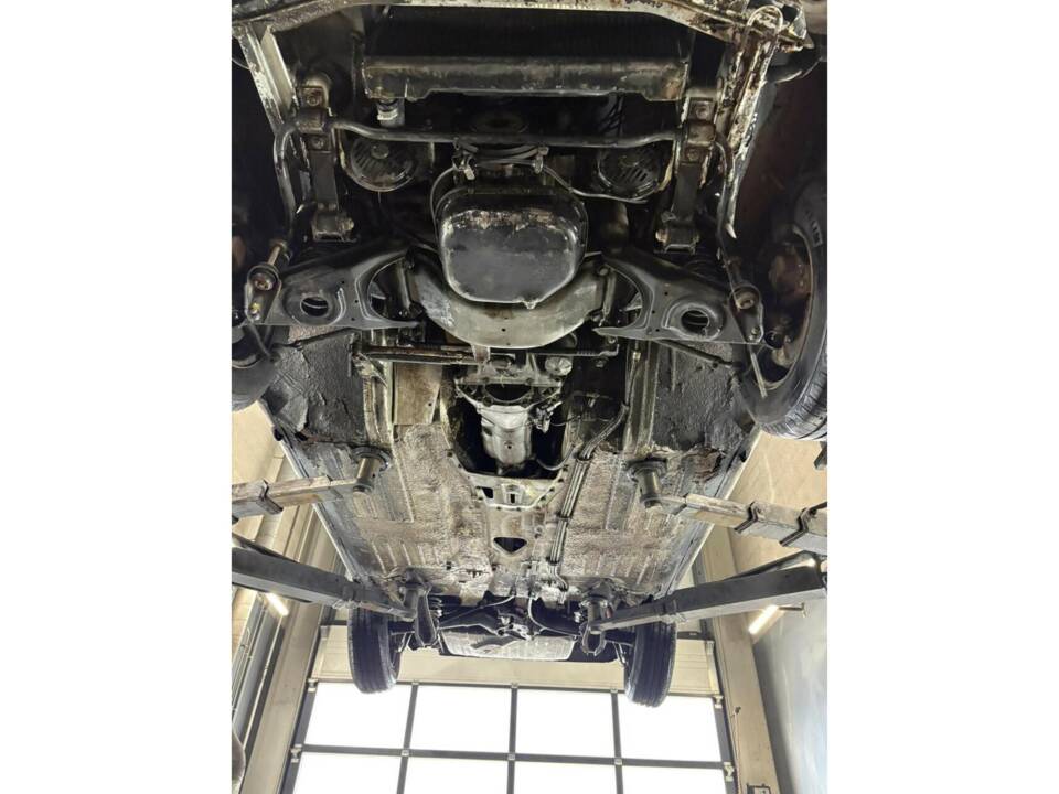 Image 46/50 of Mercedes-Benz 230 SL (1966)