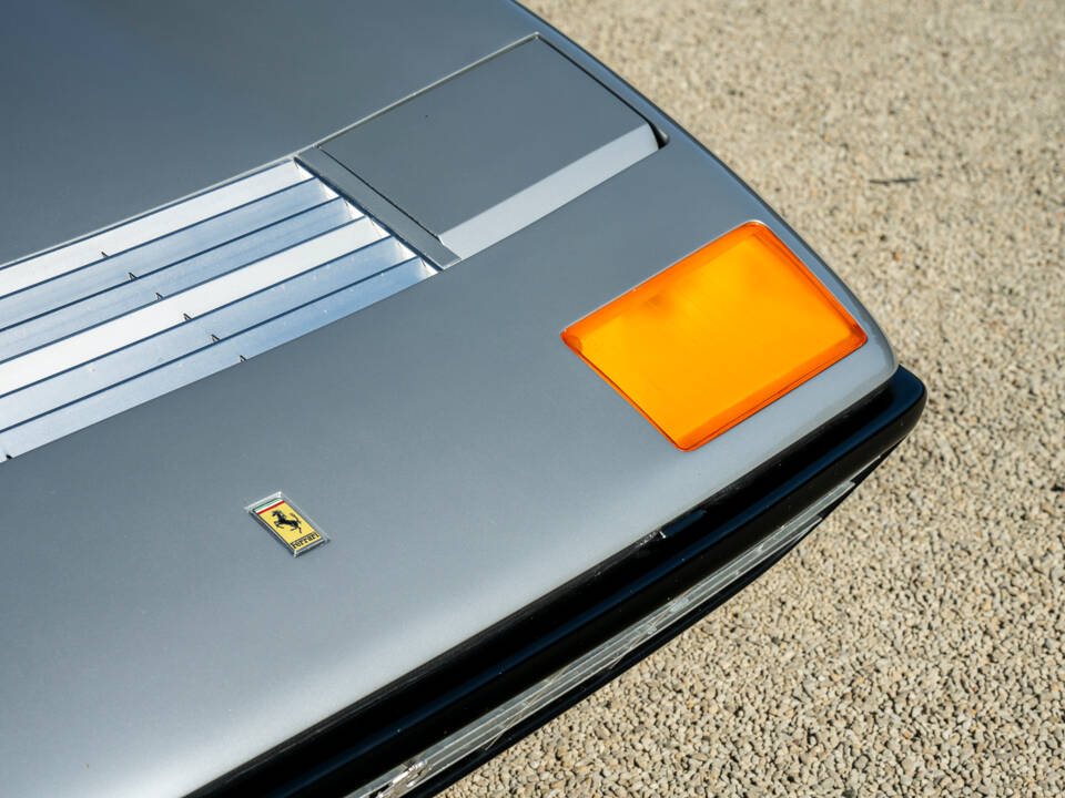 Image 30/38 of Ferrari 365 GT4 BB (1974)