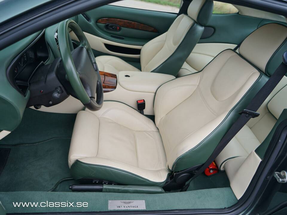 Bild 15/24 von Aston Martin DB 7 Vantage (2000)