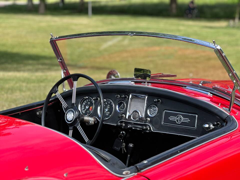 Bild 10/15 von MG MGA 1600 (1963)