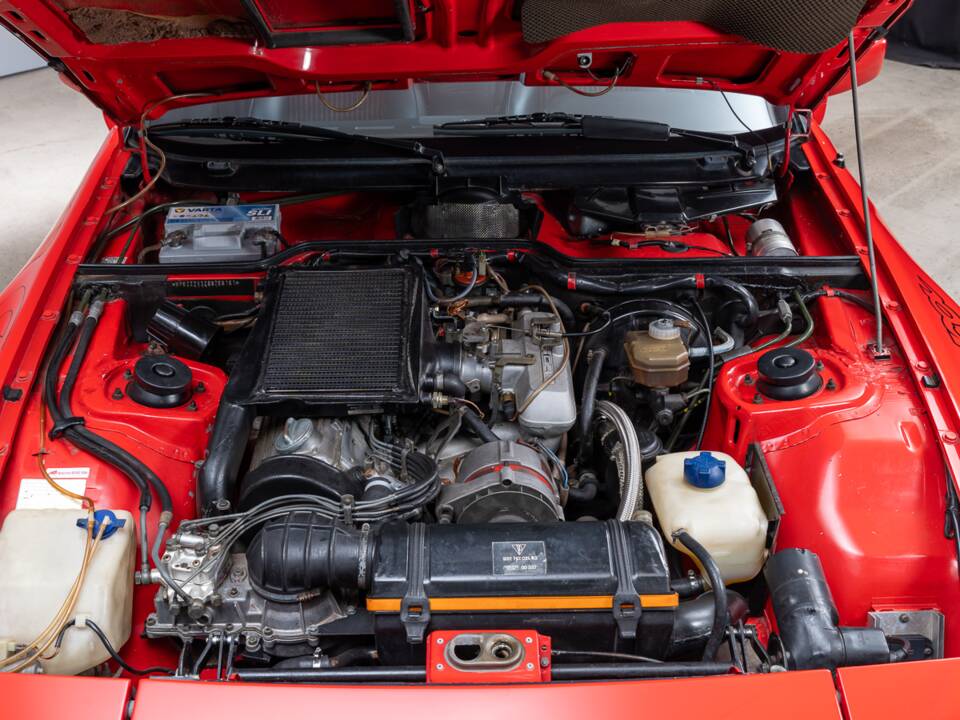 Afbeelding 28/29 van Porsche 924 Carrera GT (1981)