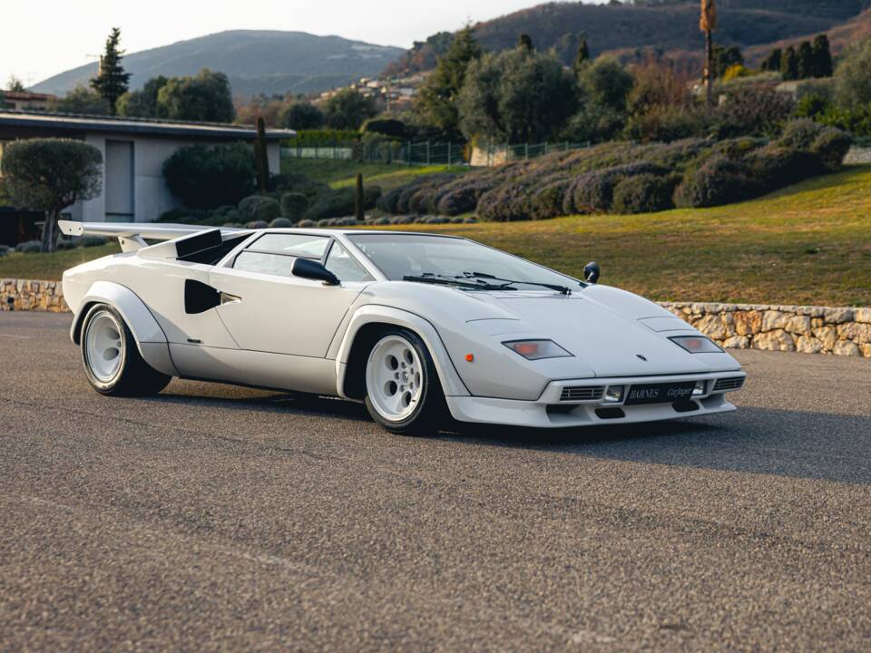 Image 16/73 of Lamborghini Countach LP 400 S (1980)