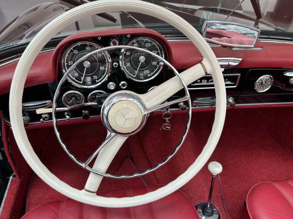 Image 13/38 de Mercedes-Benz 190 SL (1957)