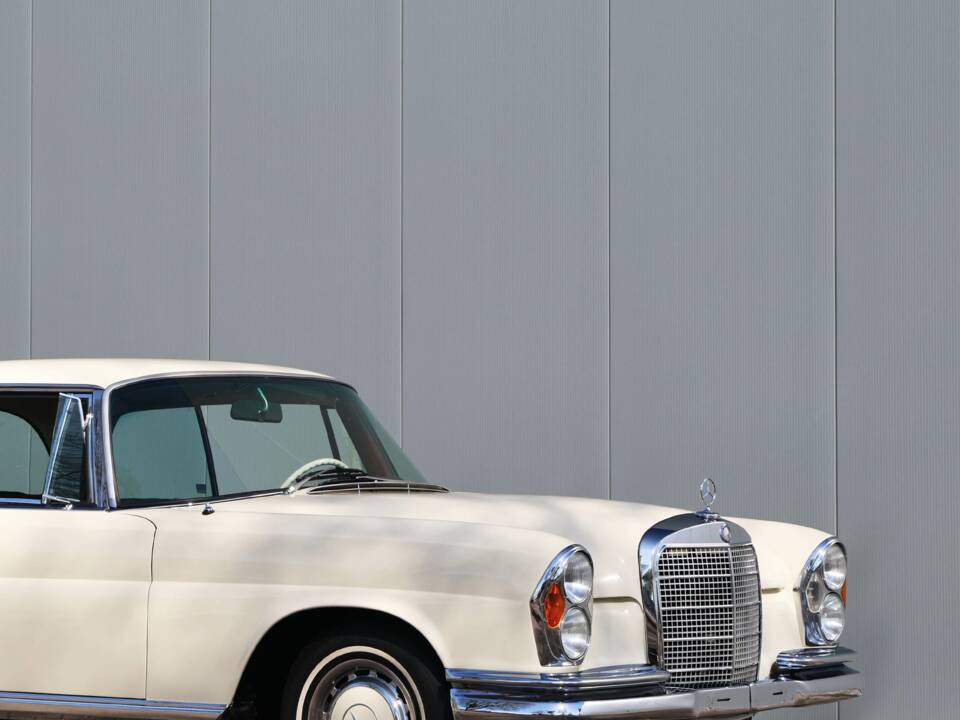 Imagen 4/43 de Mercedes-Benz 280 SE (1968)