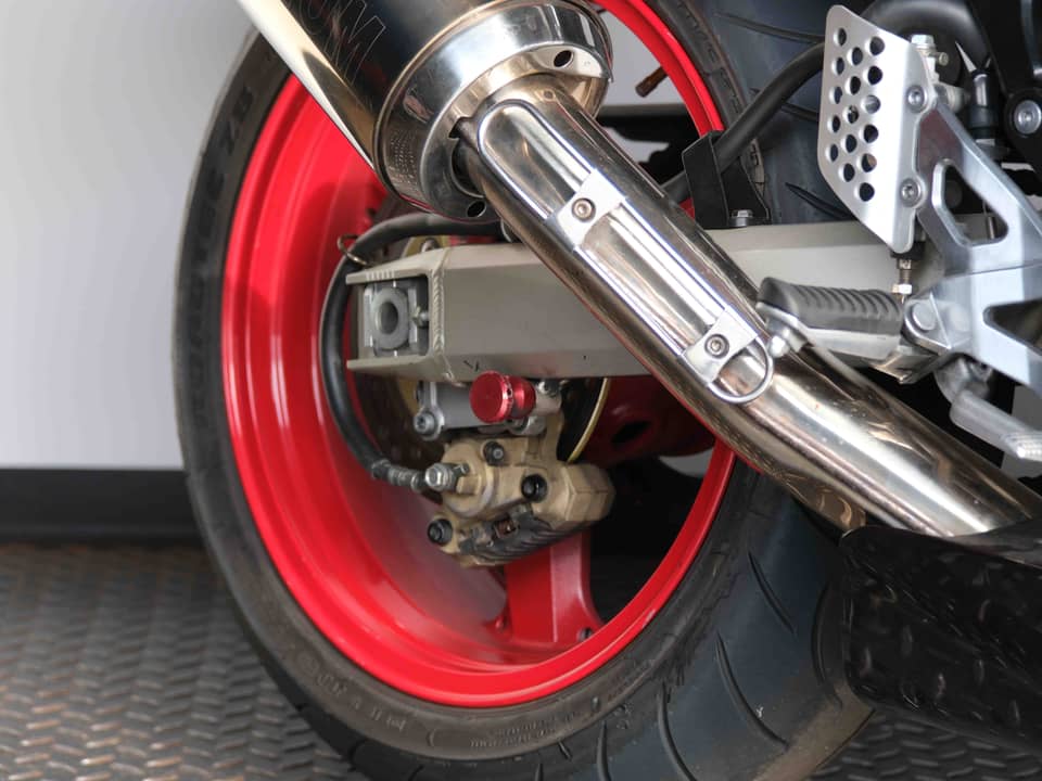 Image 46/91 of Kawasaki Ninja 1200 ZX-12R (2000)